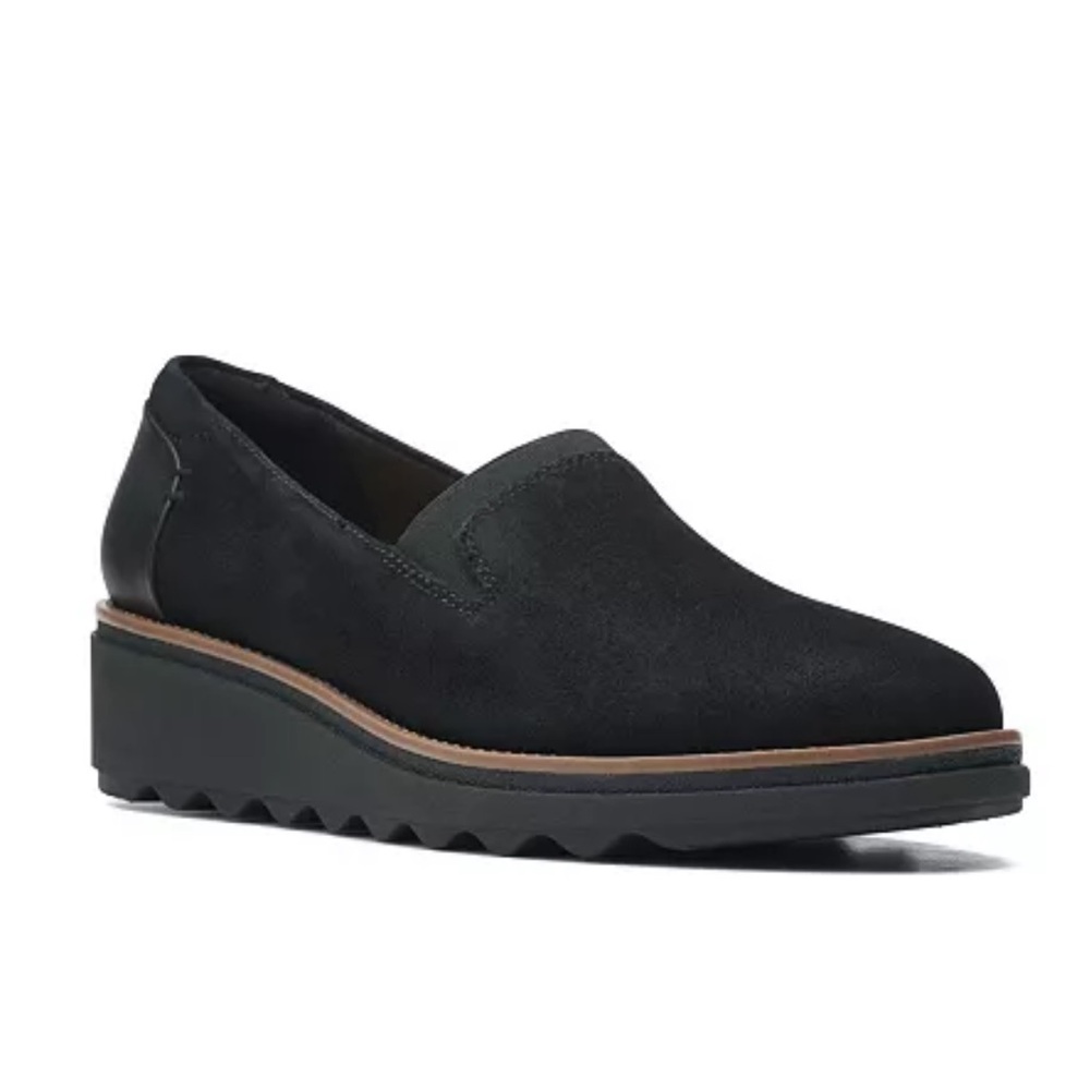 NWT Clarks women’s size 9 Black Sharon Dolly Shoes